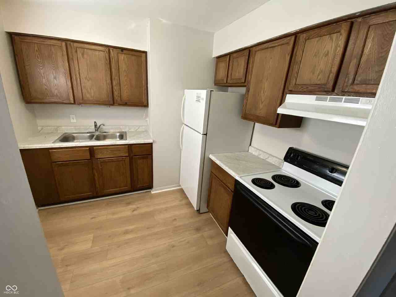 701 S 14th St #2B - Photo 5 of 9