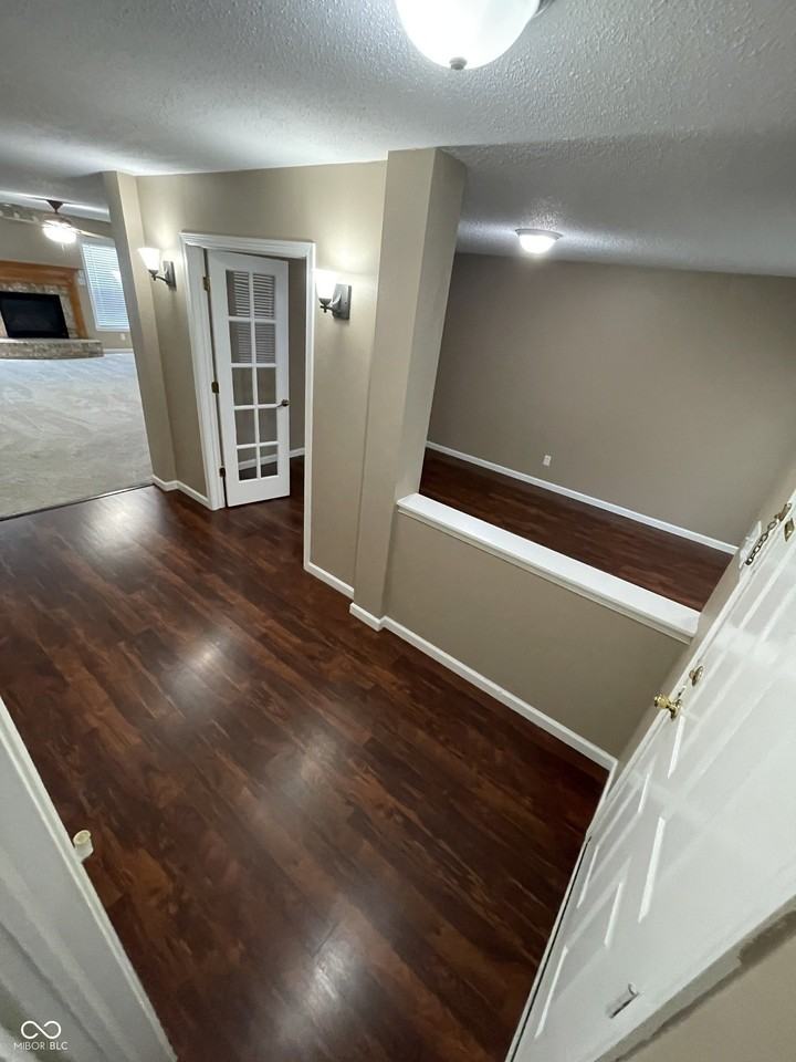 2830 Monarchy Ln - Photo 2 of 28
