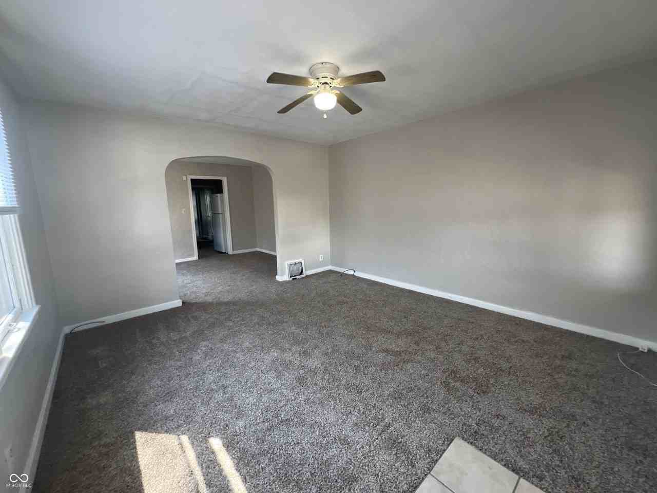 5322 Winthrop Ave - Photo 2 of 16