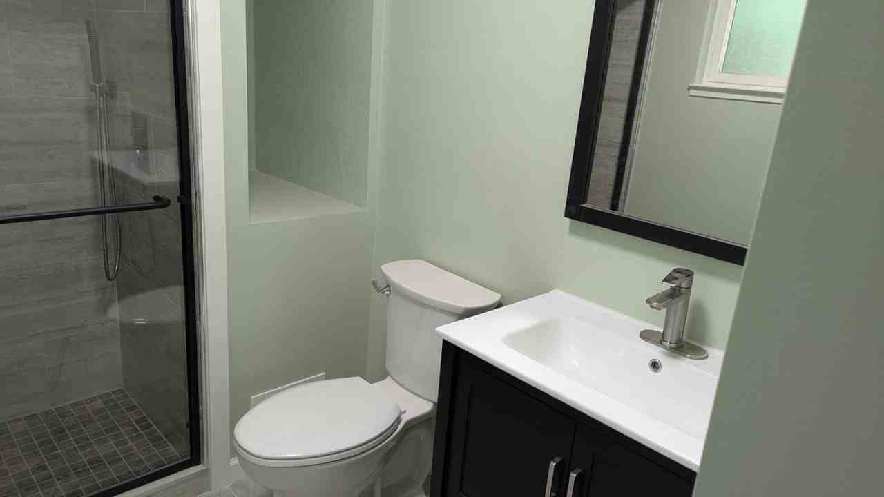 1187 Overlook Ave - Photo 7 of 8