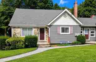featured image of 30 Lakeview Ter