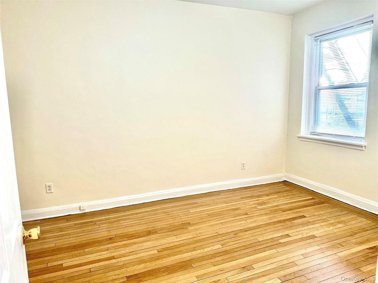 88 Lincoln Ave #1E - Photo 7 of 19