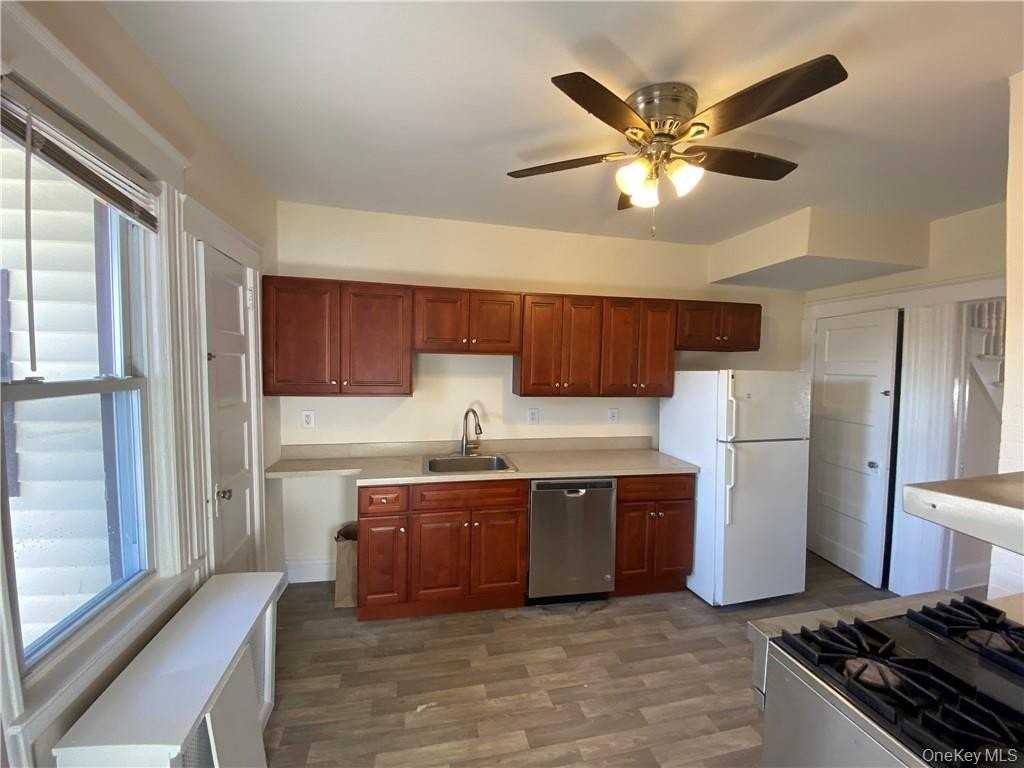 454 Westchester Ave - Photo 2 of 23