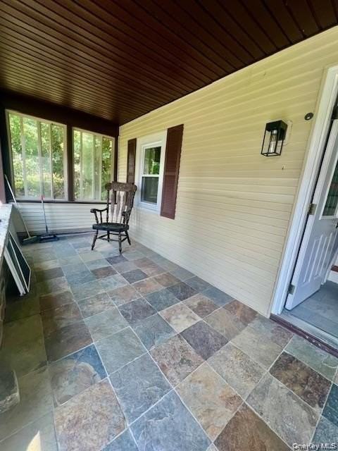 43 S Main St - Photo 2 of 16