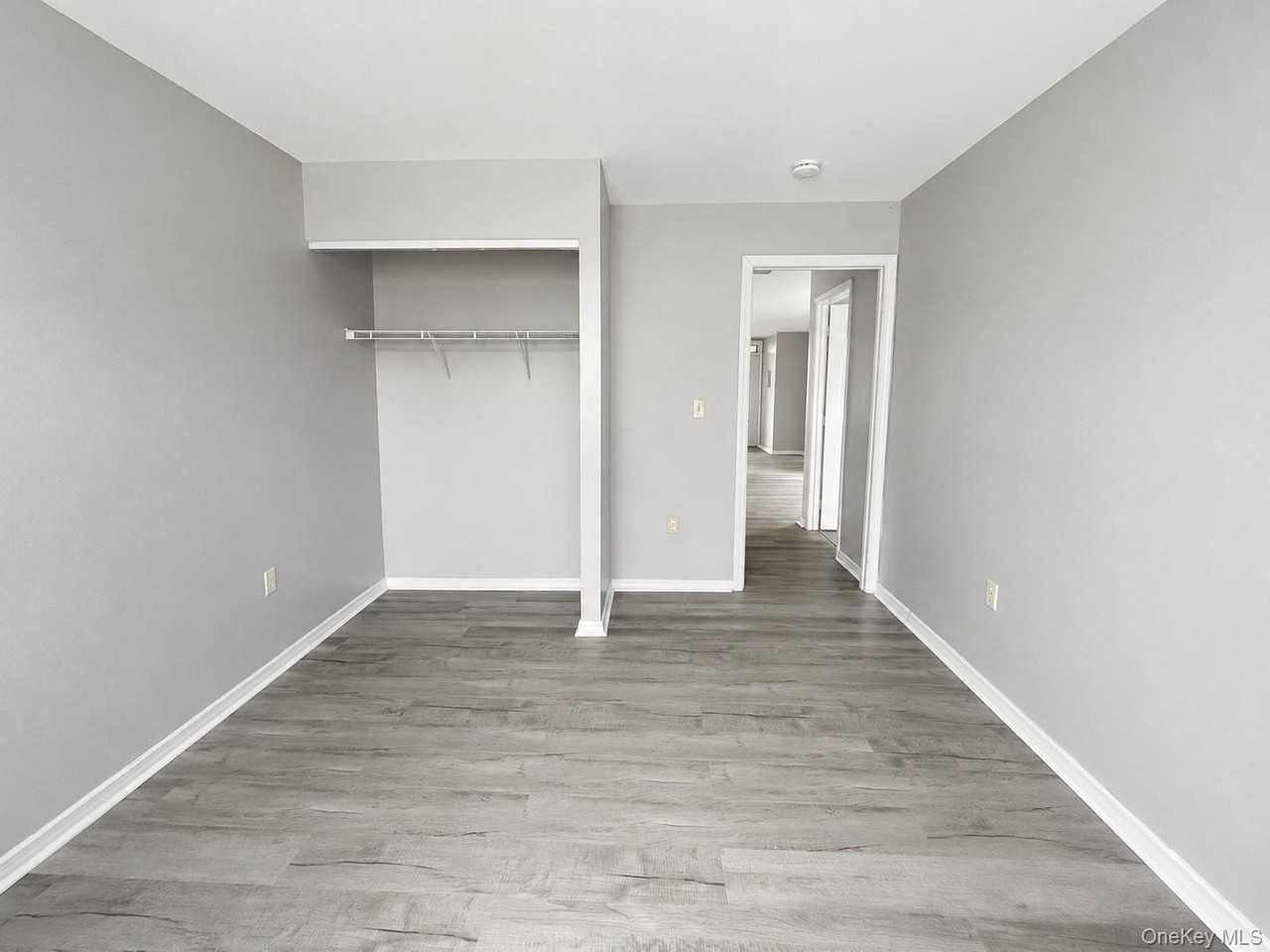 4216 Rockaway Beach Blvd #1stFL - Photo 6 of 10