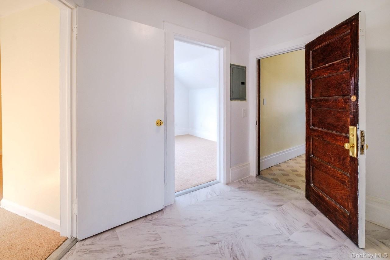 28 Urban St #3 - Photo 2 of 11