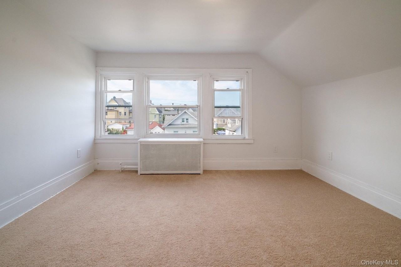 28 Urban St #3 - Photo 4 of 11