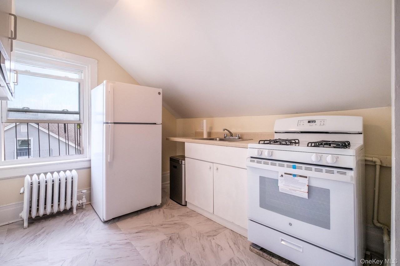 28 Urban St #3 - Photo 6 of 11