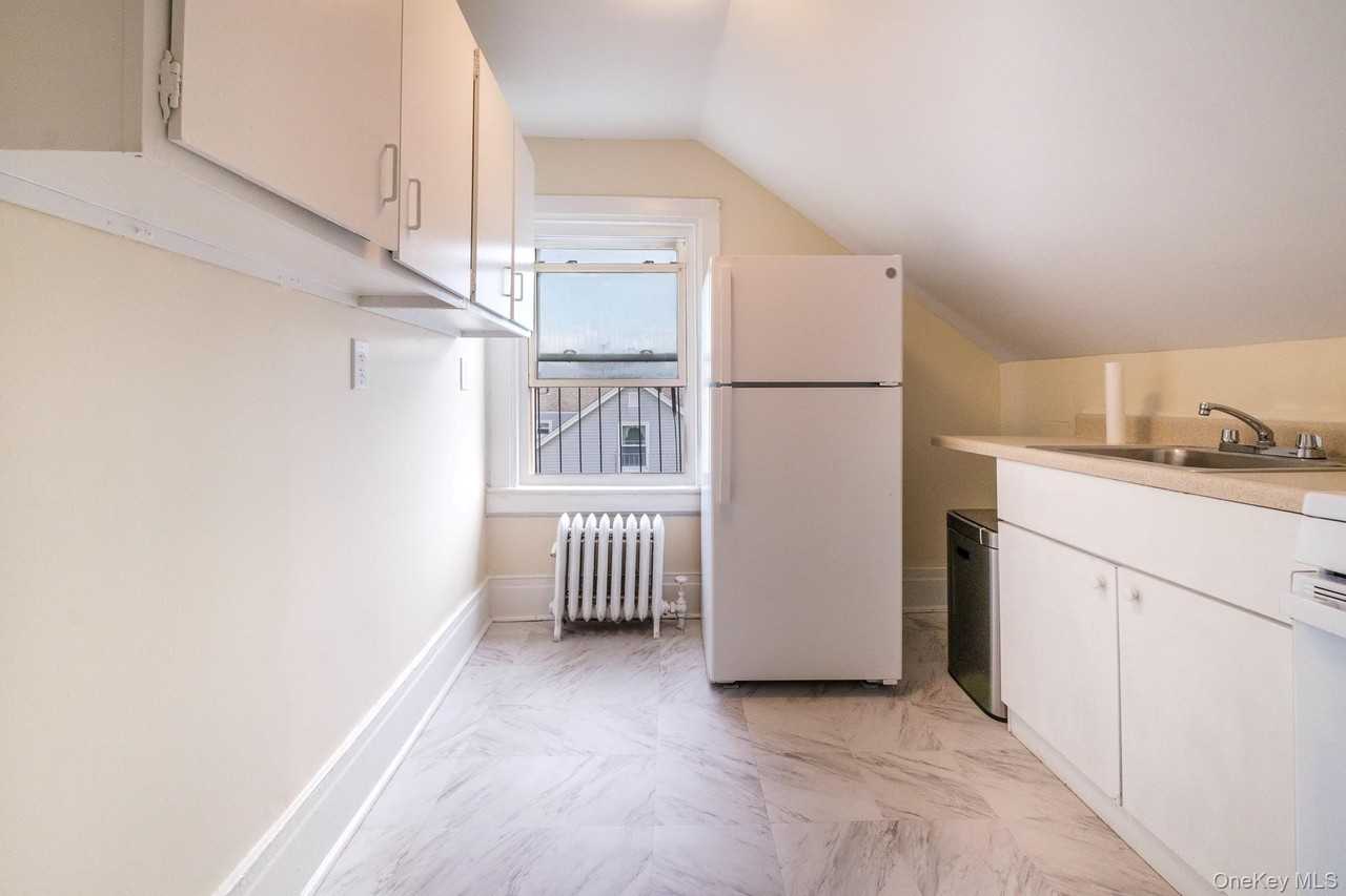 28 Urban St #3 - Photo 7 of 11