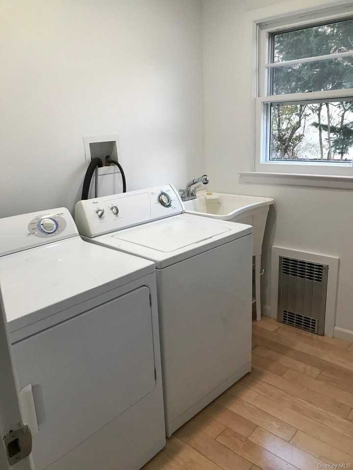 44 Matlock St - Photo 7 of 11