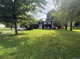 featured image of 57 Wedgewood Dr