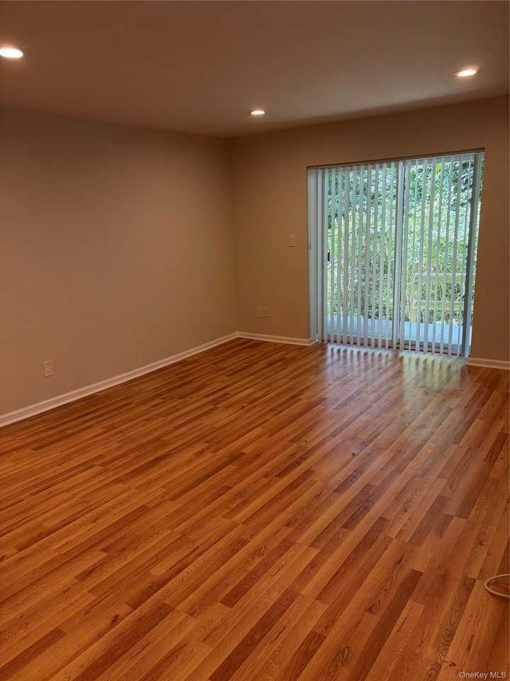 603 Fox Run Ln - Photo 6 of 14