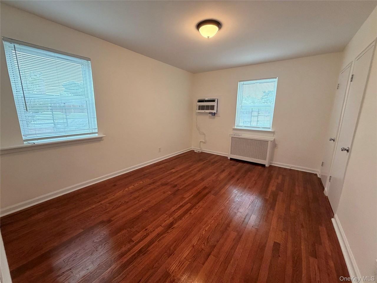 7231 Little Neck Pkwy #2ndFL - Photo 6 of 15