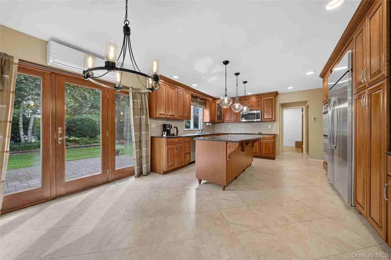 3 Pond Ridge Rd - Photo 5 of 25