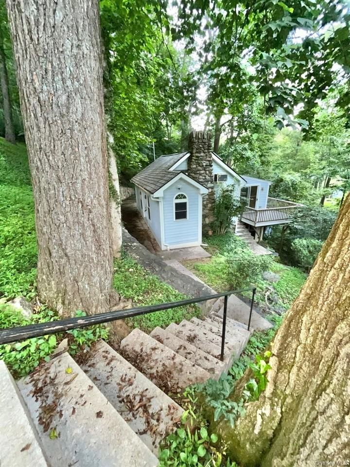 8 Anton Pl - Photo 7 of 21