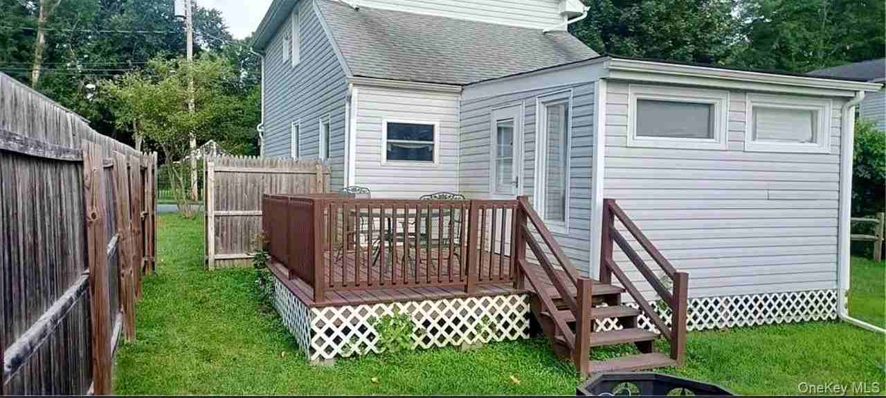 12 Elizabeth St - Photo 4 of 19