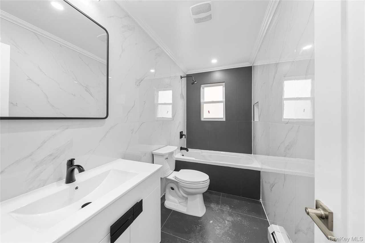 24533 147th Rd #2 - Photo 5 of 9