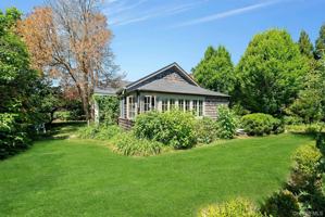featured image of 1100 7th St