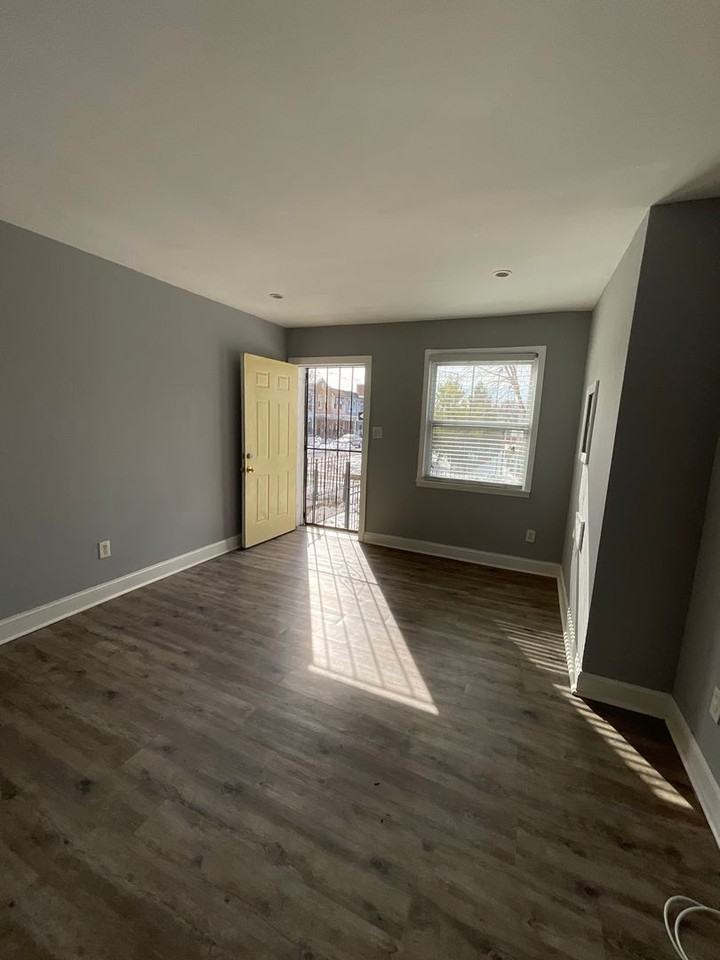 1766 Gales St Ne ##Ne - Photo 2 of 18
