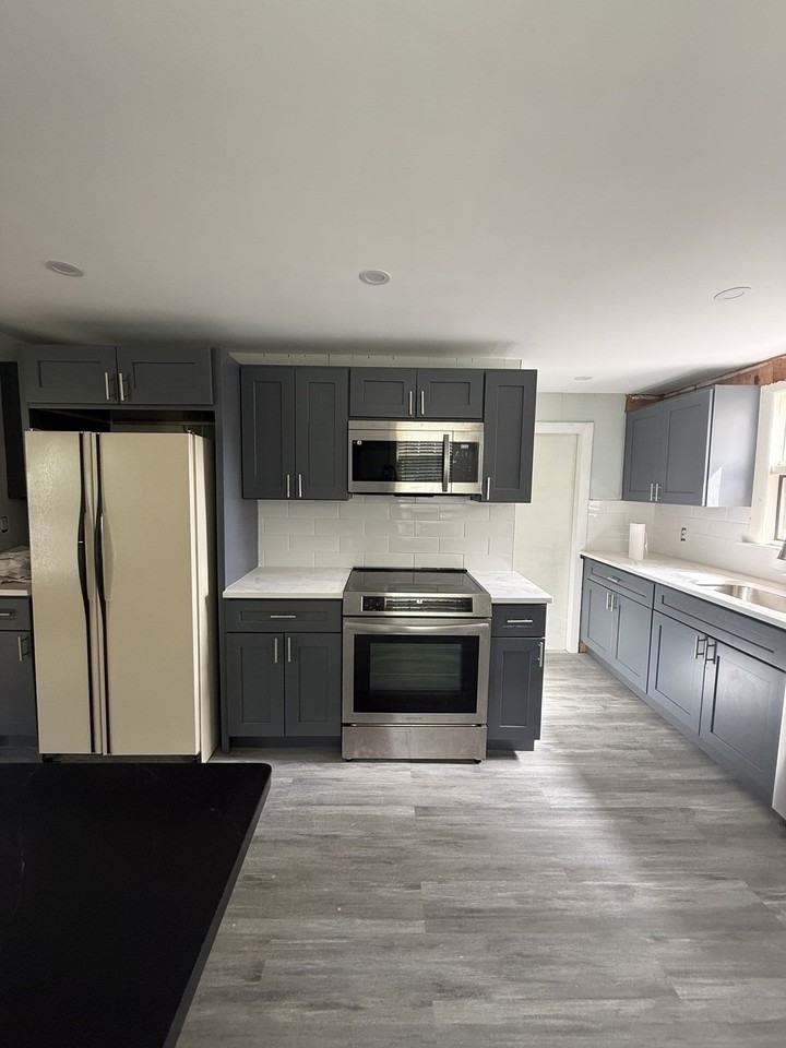 541 Puaski Boulevard - Photo 6 of 12