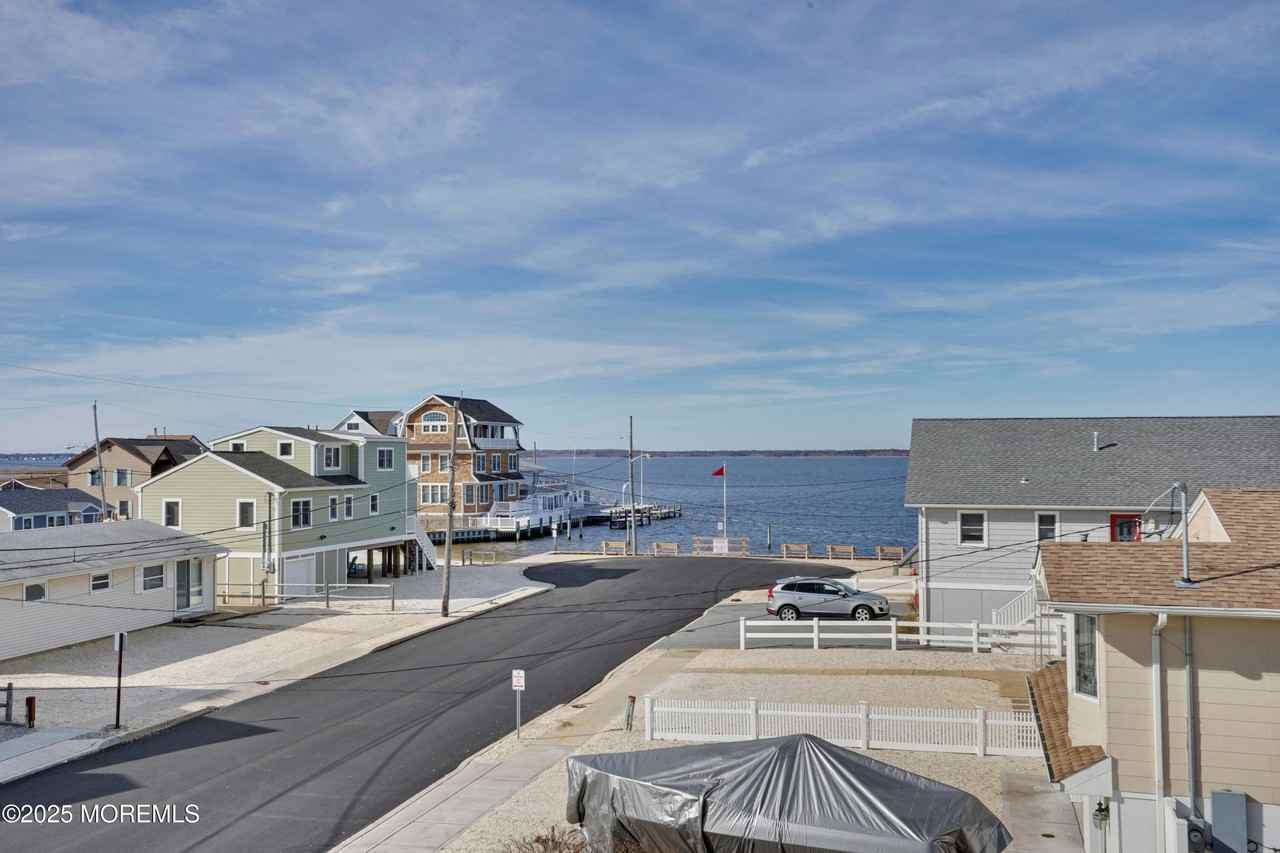 256 Ocean Bay Blvd - Photo 7 of 41