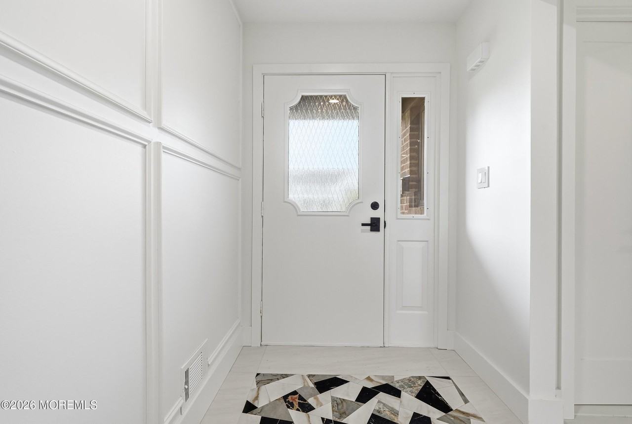 108 Neptune Ave #C - Photo 3 of 50
