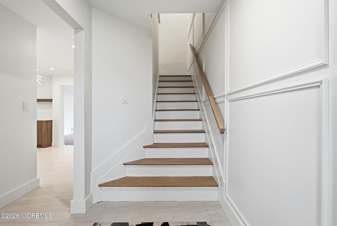 108 Neptune Ave #C - Photo 4 of 50