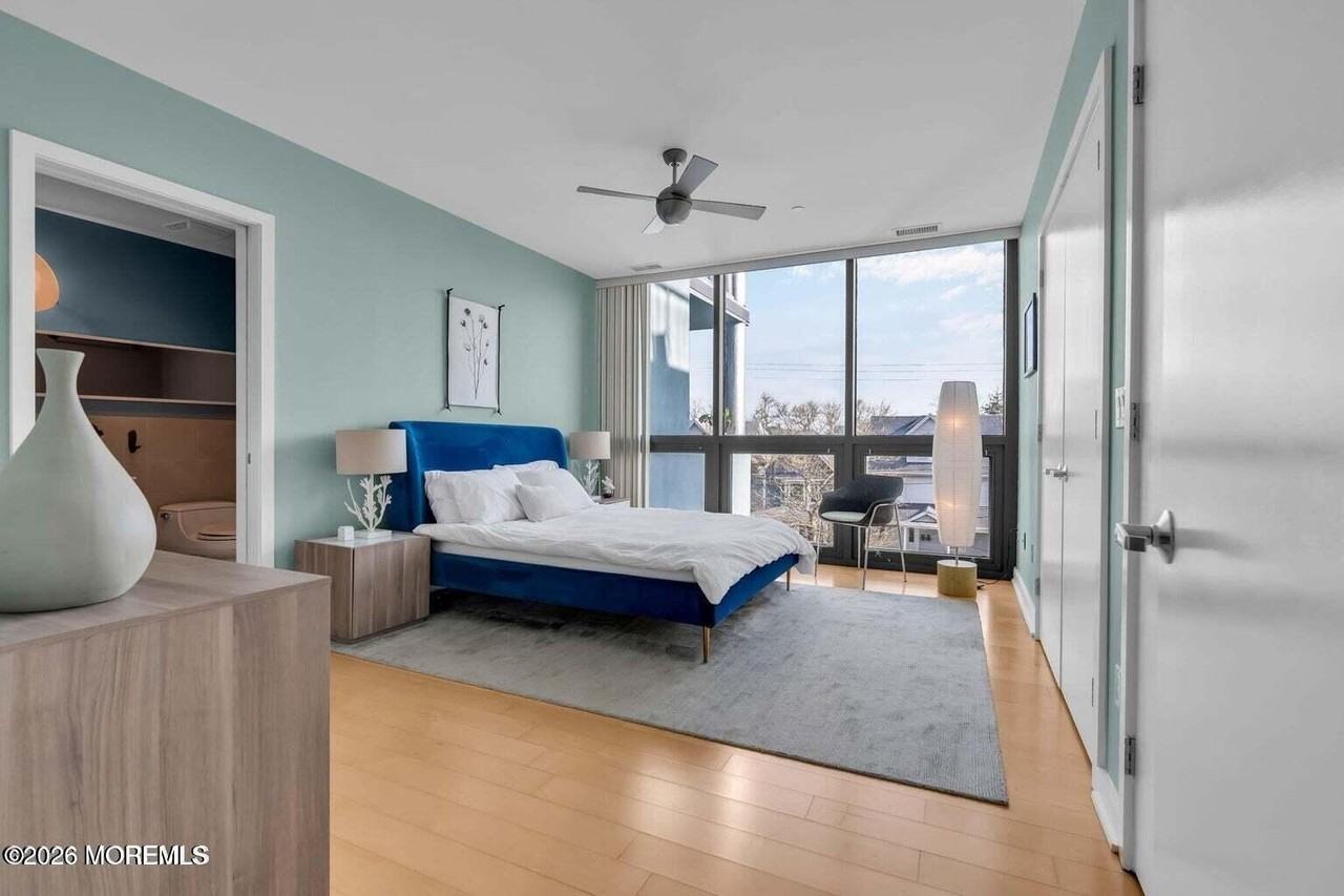 510 Monroe Ave #305 - Photo 6 of 16