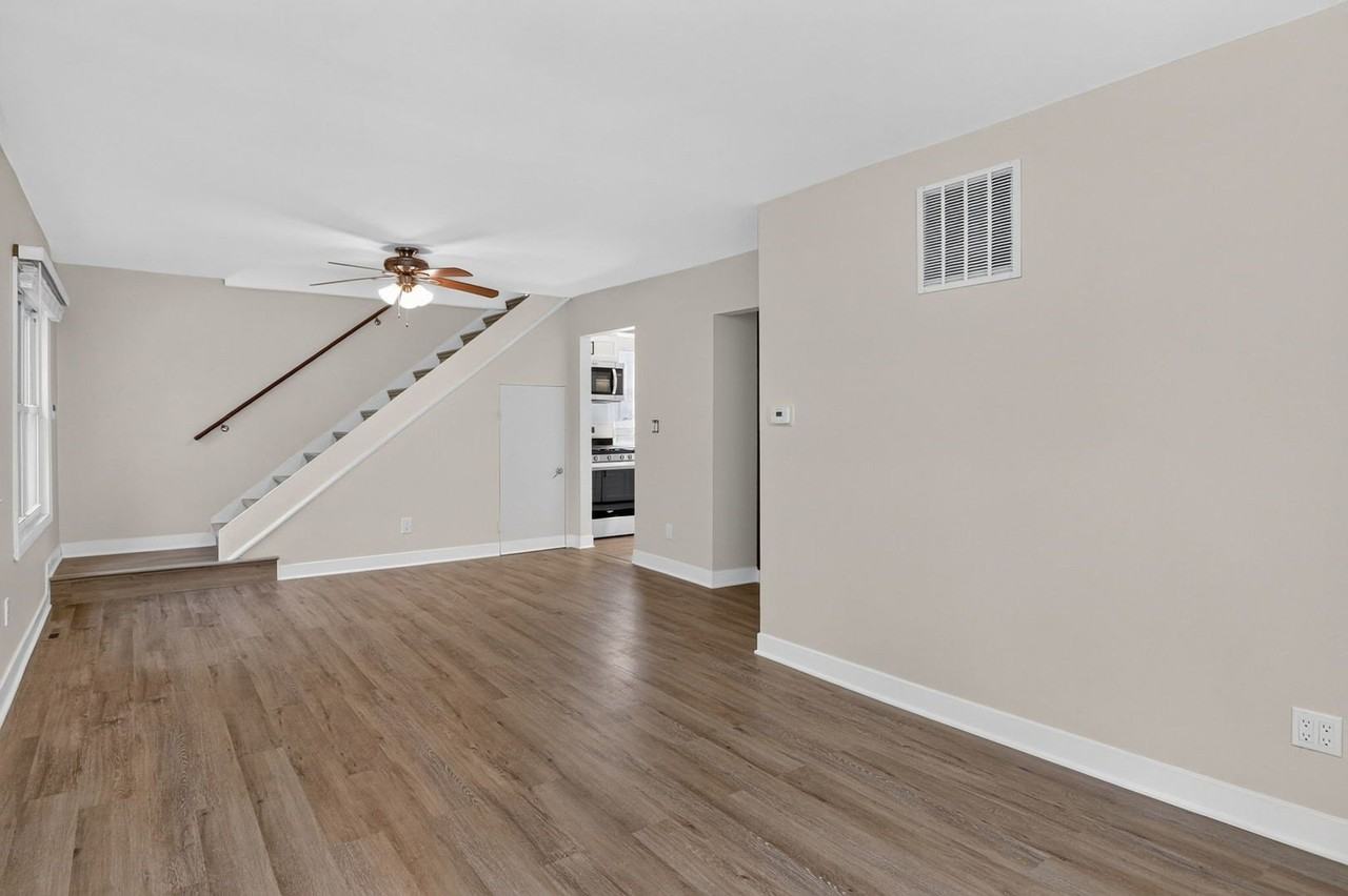 100 83rd St - Photo 3 of 17