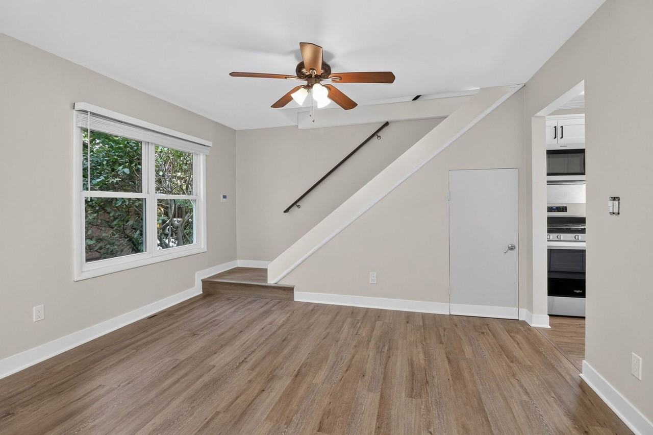 100 83rd St - Photo 4 of 17