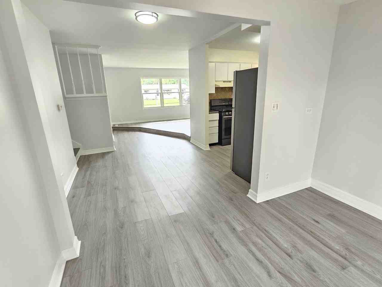 18570 W Pamela Pl - Photo 4 of 26