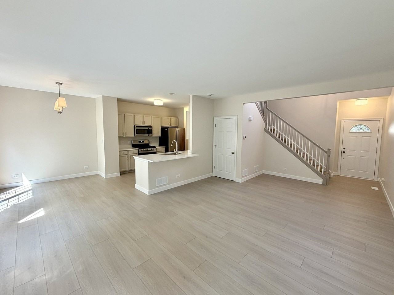 25 Melrose Ct - Photo 4 of 15