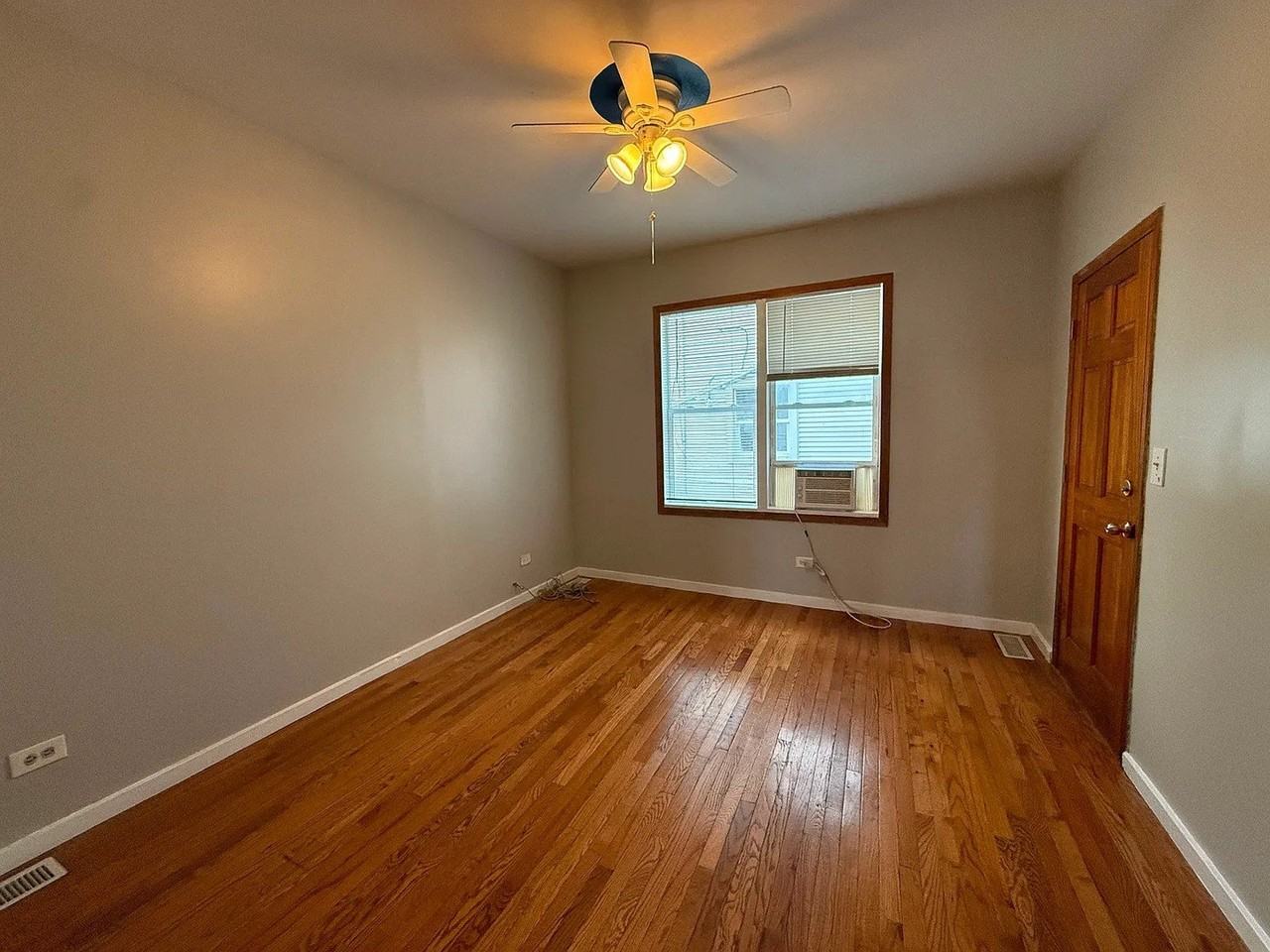 4418 W Armitage Ave #1R - Photo 2 of 10