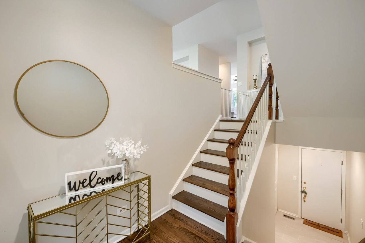 5630 Cambridge Way #5630 - Photo 4 of 28