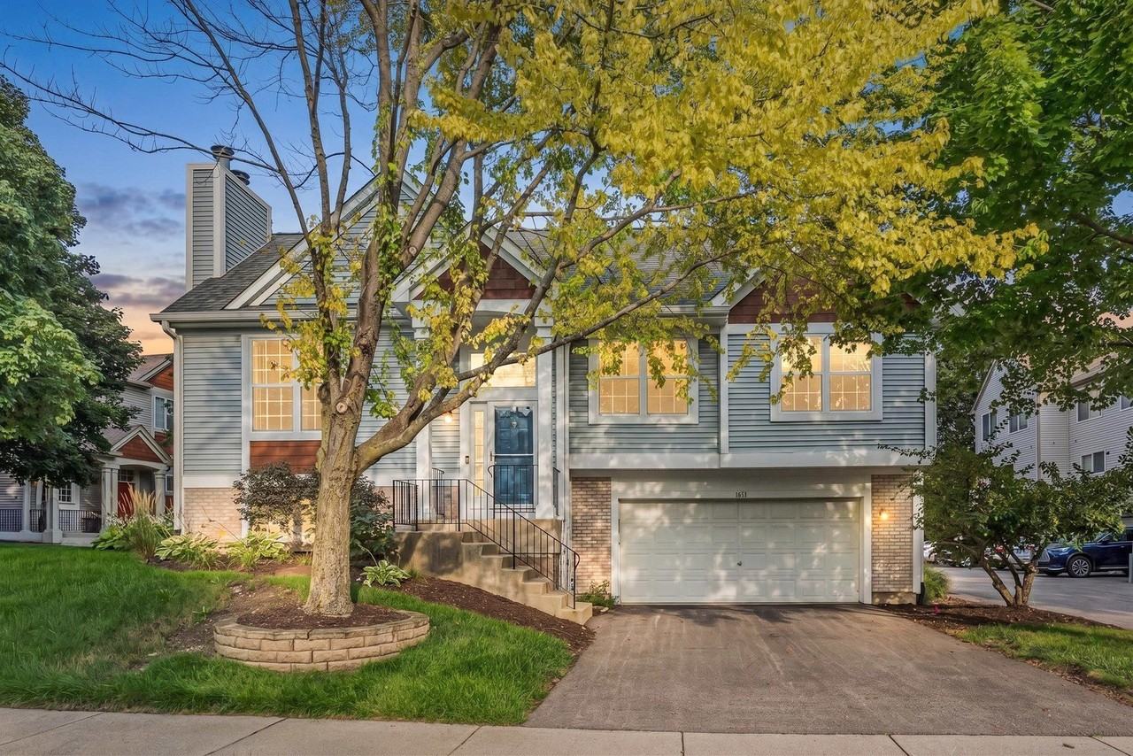 1651 Apple Tree Ln - Photo 2 of 19