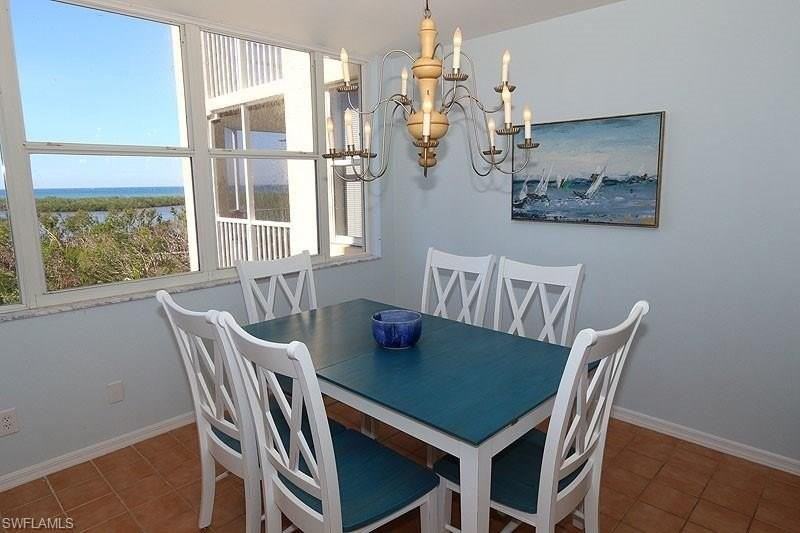 5550 Heron Point Dr #504 - Photo 4 of 16