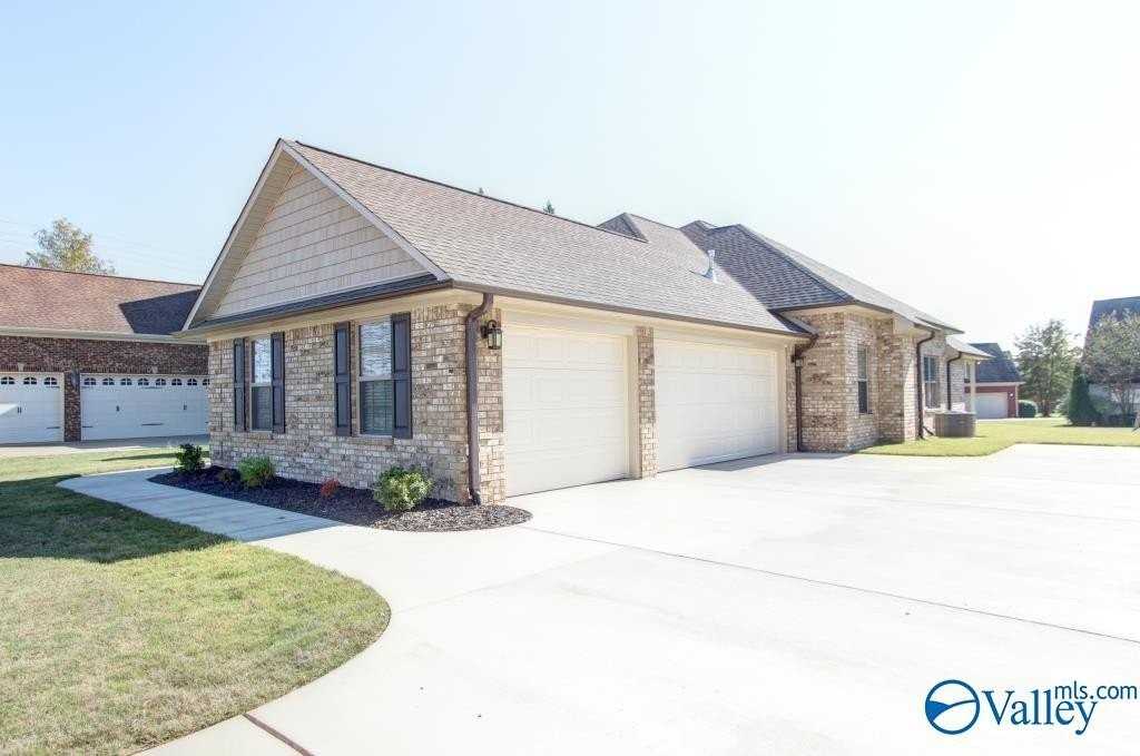 25970 Fieldstone Dr - Photo 2 of 29