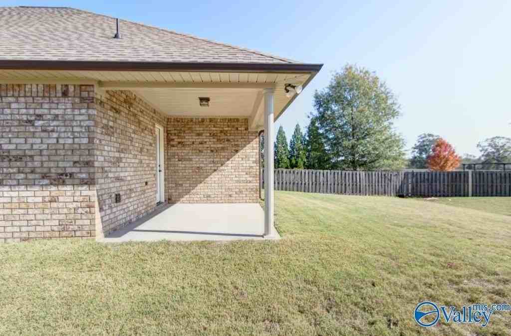 25970 Fieldstone Dr - Photo 4 of 29