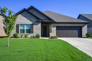 featured image of 163 Kingswood Dr