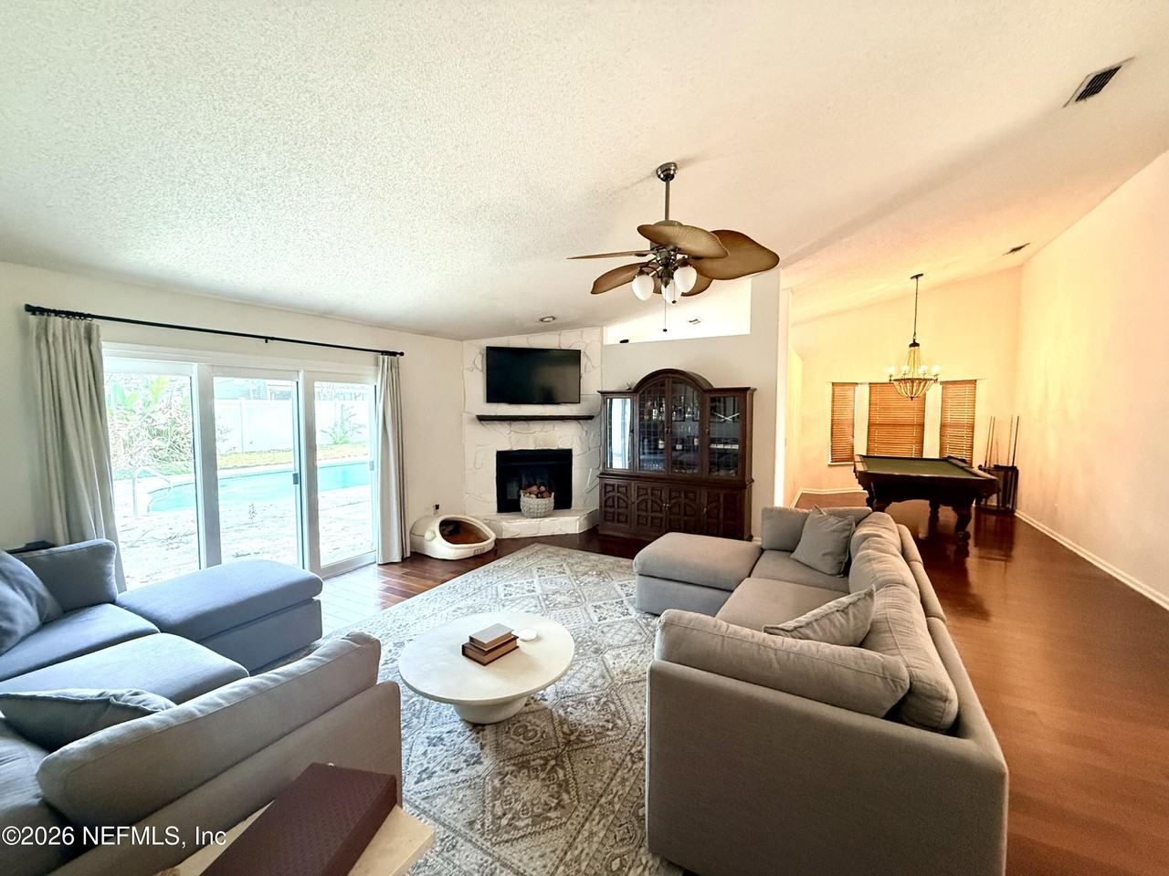 8524 Bitterwood Ct - Photo 4 of 16