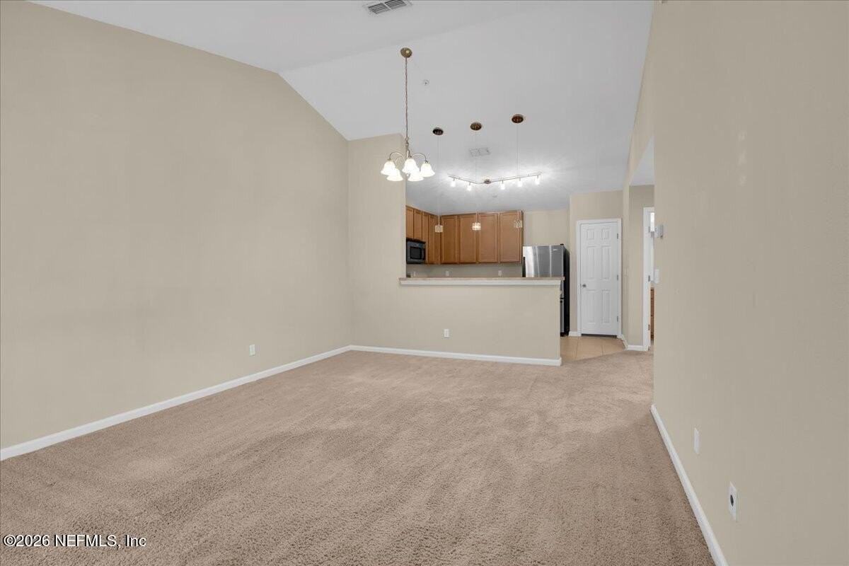 575 Oakleaf Plantation Pkwy #1110 - Photo 4 of 18