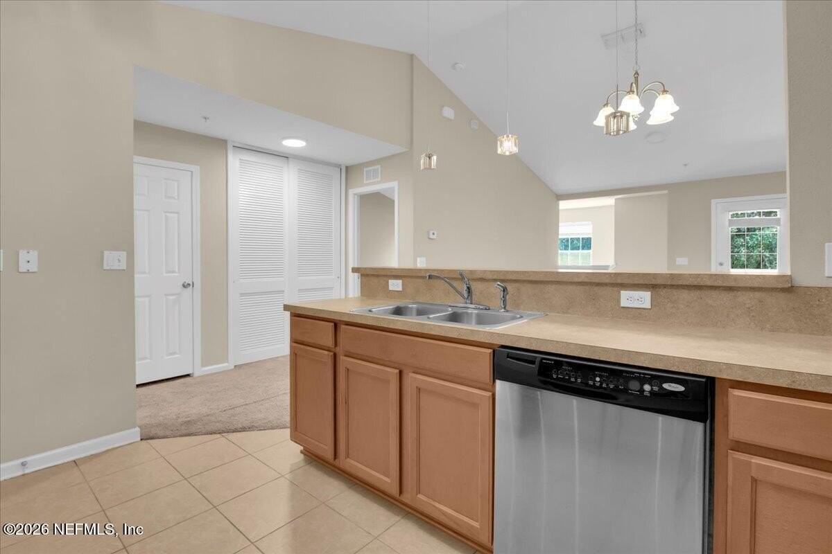 575 Oakleaf Plantation Pkwy #1110 - Photo 7 of 18