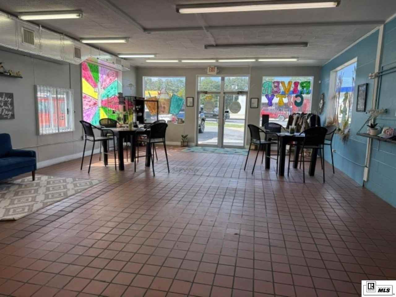 705 Arkansas Rd - Photo 4 of 14