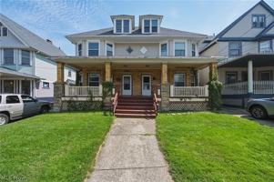 featured image of 1373 Thoreau Rd