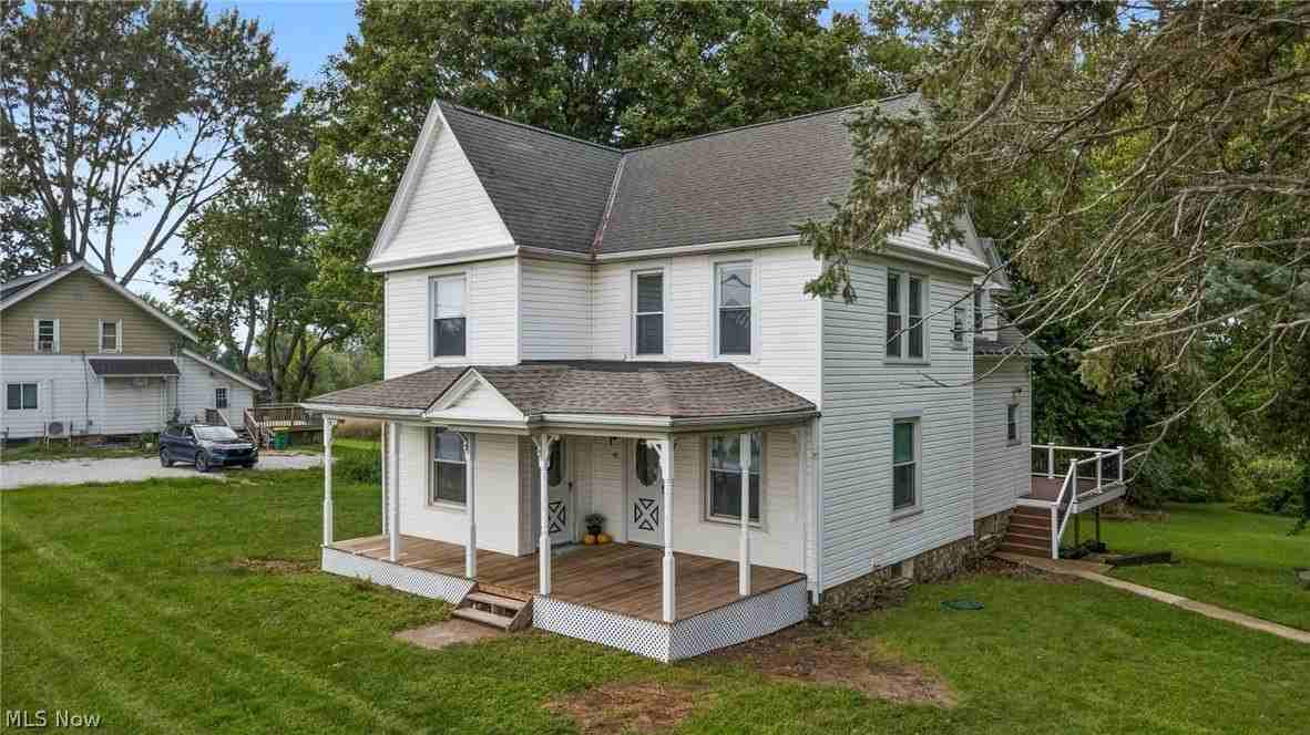 3487 N Ridge Rd - Photo 2 of 35