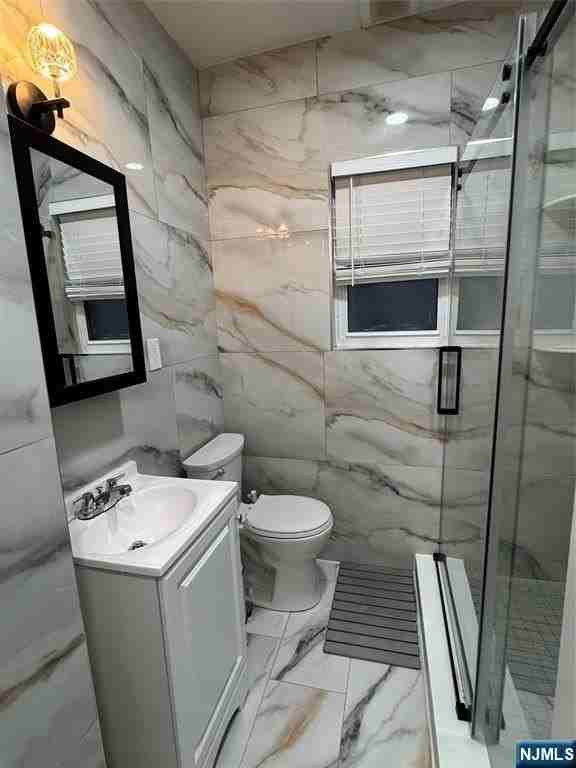 243 Lincoln Ave #2 - Photo 5 of 14