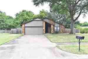 featured image of 2500 W Honolulu St