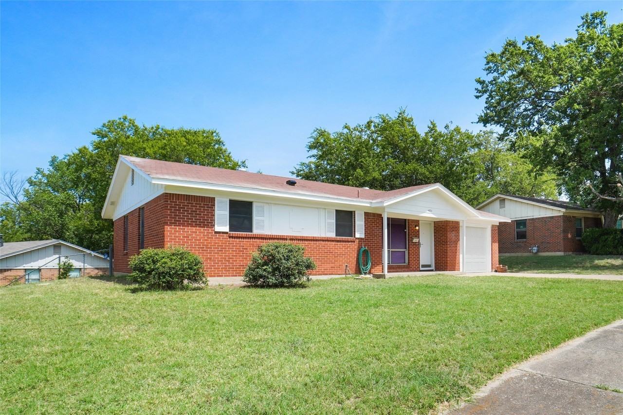 4801 Bellcrest Ct - Photo 2 of 17