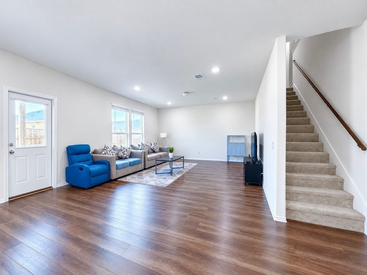 902 Feldspar Way - Photo 4 of 31
