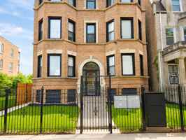 featured image of 1439 E 66th Pl #3W